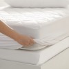 Husa protectie pat matlasata ultrasonic impermeabila pentru saltea de 160x200 cm cu bordura laterala Alba